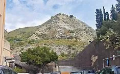 San Vincenzo: partono i lavori al costone, ma &egrave; caos parcheggi