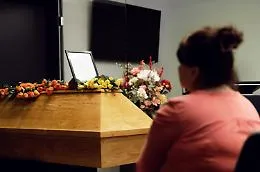 Vittoria, tenta di rubare durante una veglia funebre: arrestato un albanese