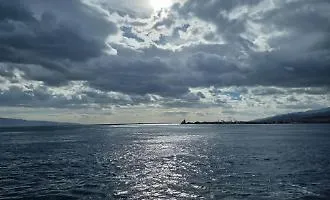 Monaco benedettino di Norcia attraversa a nuoto lo Stretto di Messina