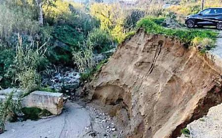 Frana la strada a Faro Superiore, famiglie isolate