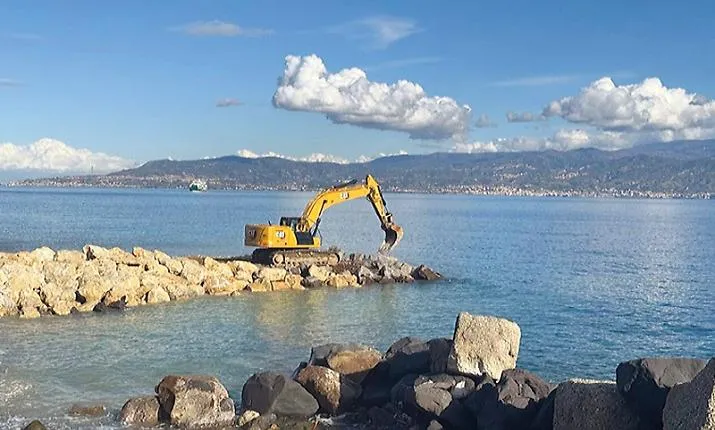 Ritardi al porto di Tremestieri, la Uil: &laquo;Adesso basta con i silenzi&raquo;
