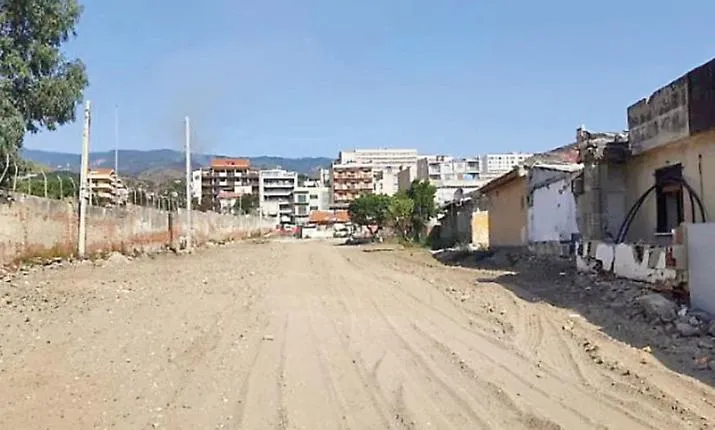 Via Quinto Ennio libera dalle baracche